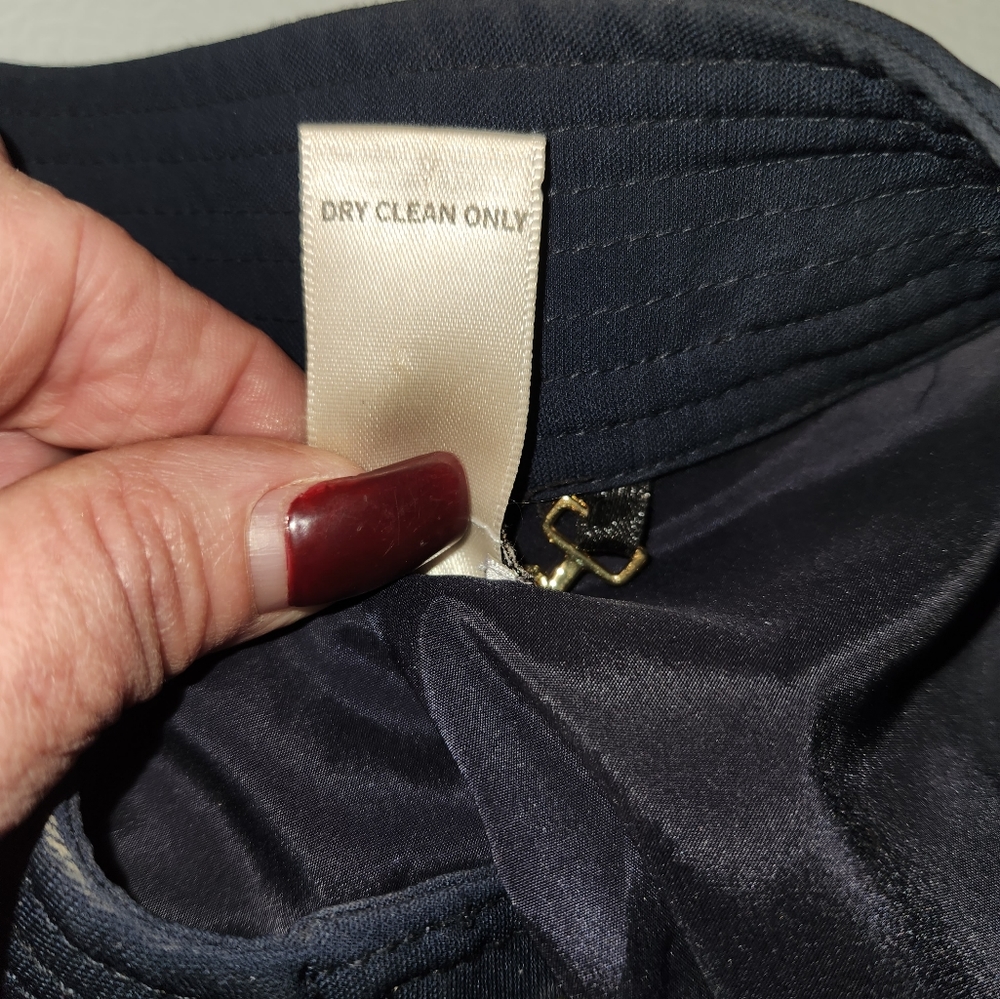 Cache Coat - image 7